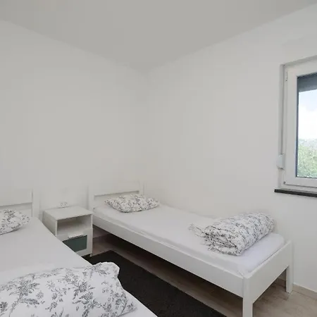 Apartment Zorica *