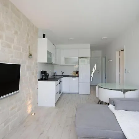 Zorica Apartment Lopar