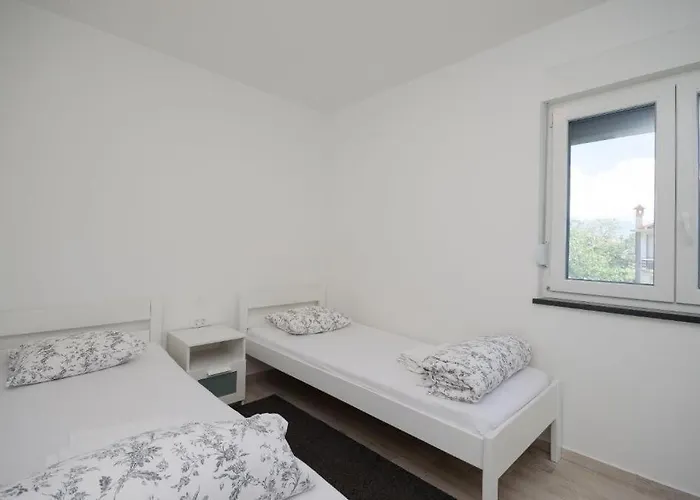 Apartment Lopar Zorica 3 *
